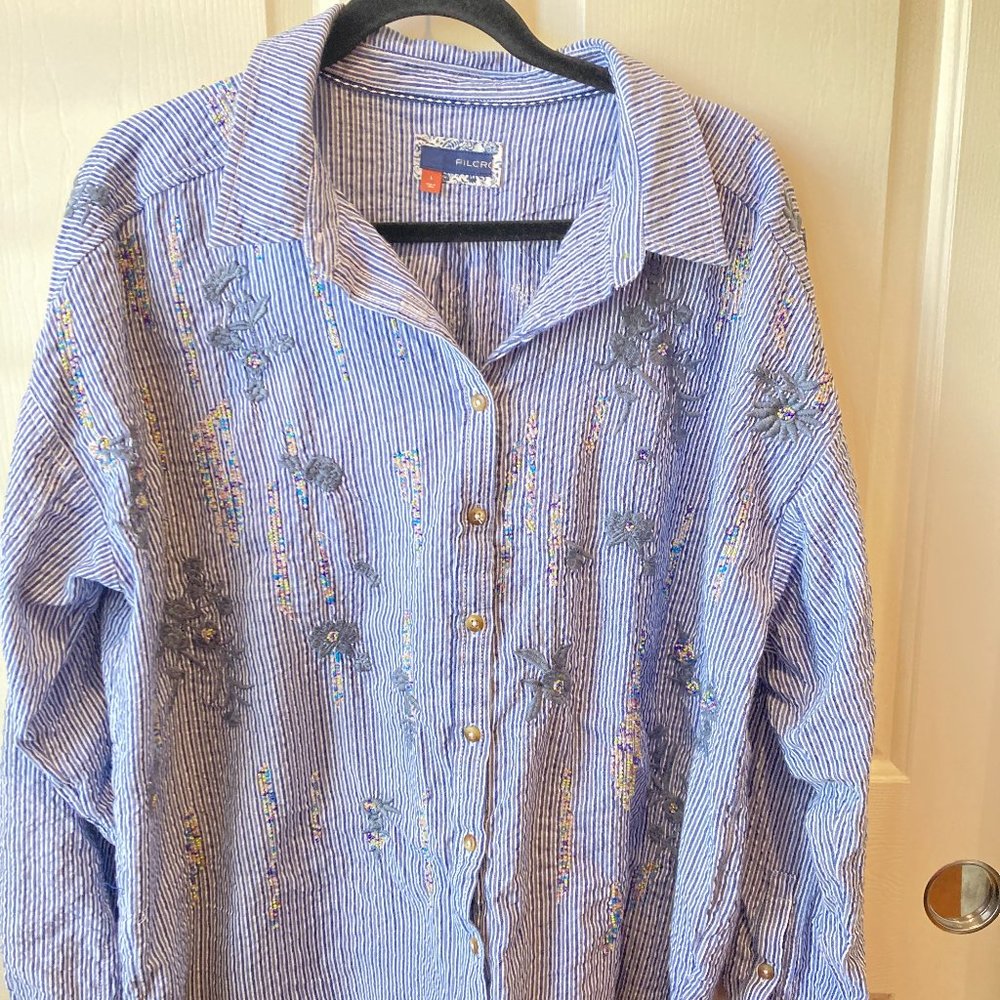 Anthropologie Pilcro Blue Embroidered Floral Beaded Button Down Shirt Large